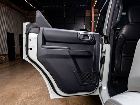 Used 2026 Ford Bronco Outer Banks AWD/4WD image 37