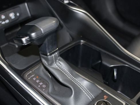 Used 2024 Kia Sorento S image 45