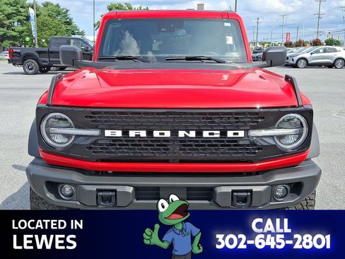 Used 2023 Ford Bronco Wildtrak image 3