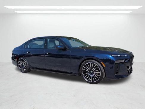 New 2026 BMW i7 eDrive50 w/ M Sport Package RWD image 2