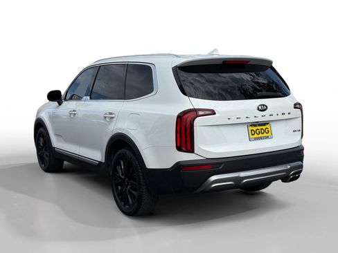 Used 2020 Kia Telluride SX FWD image 3