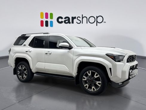 Used 2025 Toyota 4Runner TRD Sport Premium AWD/4WD image 7