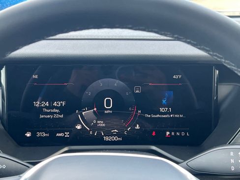 Certified 2025 GMC Acadia Elevation image 17