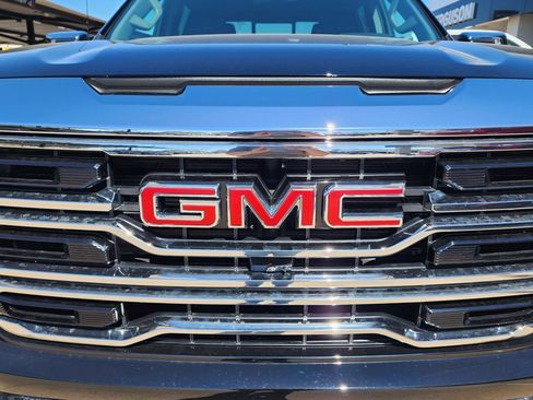 New 2026 GMC Sierra 1500 SLT w/ SLT Premium Plus Package image 10