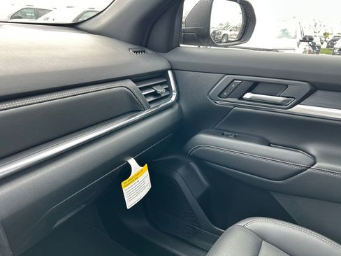 New 2026 GMC Terrain Elevation w/ Elevation Premium Package AWD/4WD image 27