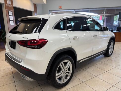 Used 2023 Mercedes-Benz GLA 250 4MATIC w/ Premium Package image 5