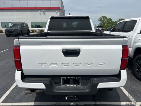 Used 2024 Toyota Tacoma SR5 image 7