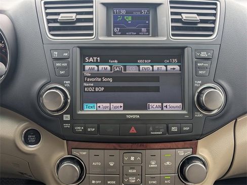 Used 2012 Toyota Highlander Limited image 22