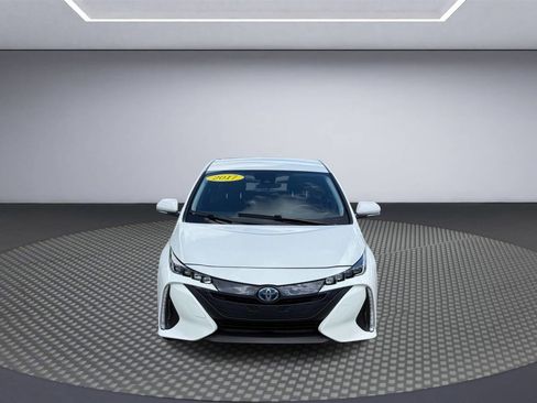Used 2017 Toyota Prius Prime Plus w/ Carpet Mat Package FWD image 2