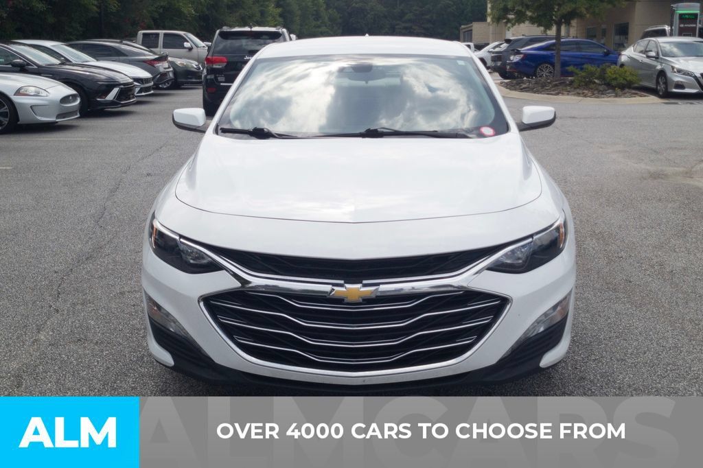 Used 2024 Chevrolet Malibu LT FWD image 2