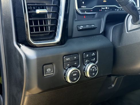 Certified 2024 GMC Sierra 2500 Denali w/ Denali Reserve Package image 19