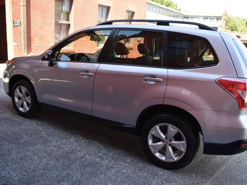 Used 2016 Subaru Forester 2.5i Premium w/ All-Weather Package AWD/4WD image 6