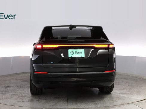 Used 2024 Jeep Wagoneer Launch Edition image 13