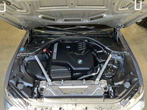 Used 2022 BMW 430i Coupe w/ M Sport Package RWD image 23