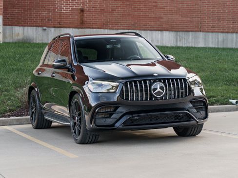 Used 2025 Mercedes-Benz GLE 63 AMG S image 2