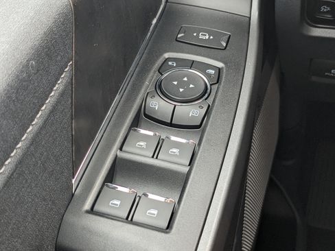 New 2025 Ford F250 Lariat w/ Black Appearance Package AWD/4WD image 20