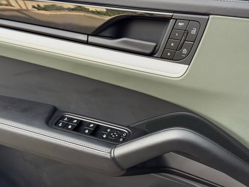 New 2025 Porsche Cayenne S AWD/4WD image 27