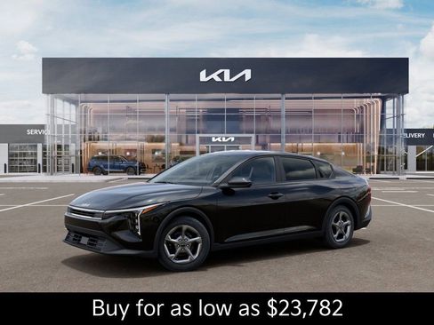 New 2026 Kia K4 FWD image 3