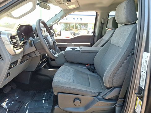 Certified 2022 Ford F150 XLT w/ XTR Package AWD/4WD image 13