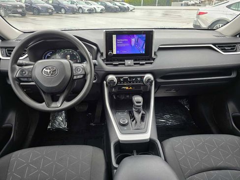 Certified 2025 Toyota RAV4 XLE image 18