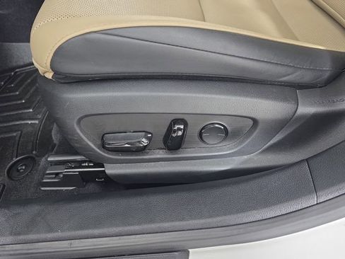 Used 2019 Lexus ES 350 w/ Premium Package FWD image 17