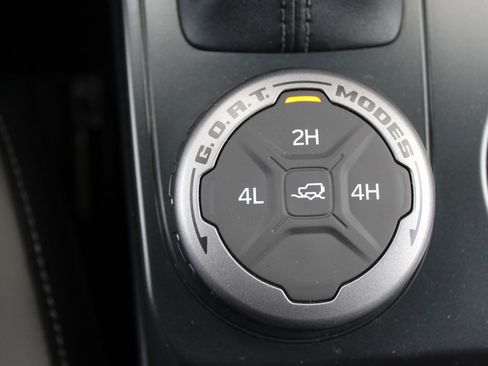 New 2025 Ford Bronco Outer Banks image 31