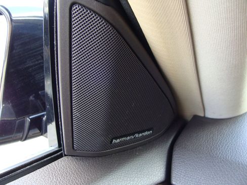 Used 2016 Mercedes-Benz E 350 Sedan image 35