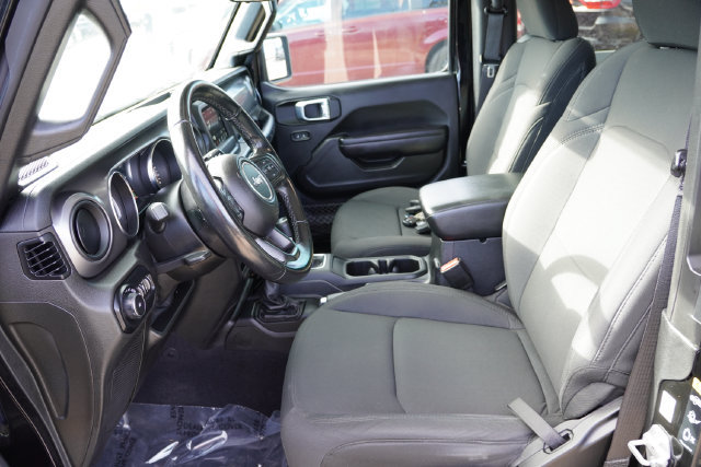 Used 2021 Jeep Wrangler Sport AWD/4WD image 18