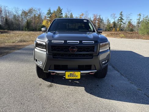 New 2026 Nissan Frontier PRO-4X w/ Pro-4x Convenience Package image 10