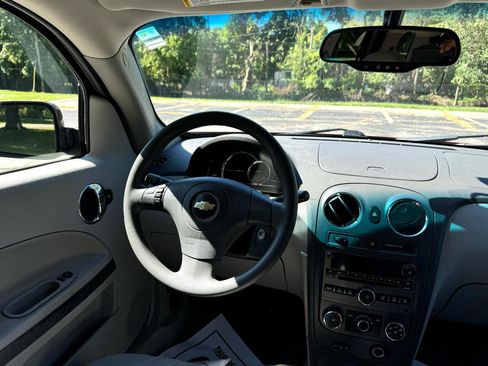 Used 2008 Chevrolet HHR LT w/ Enhanced Safety Package FWD image 37