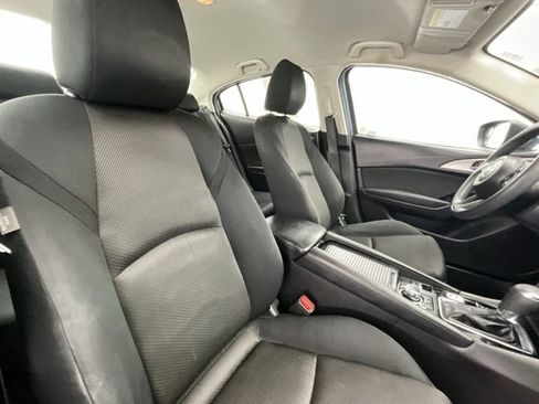 Used 2017 MAZDA MAZDA3 Sport image 7