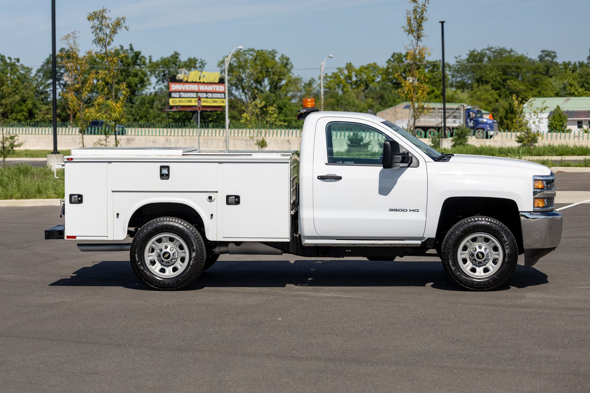 Used 2017 Chevrolet Silverado 3500 W/T RWD image 14