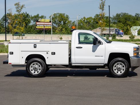Used 2017 Chevrolet Silverado 3500 W/T RWD image 14