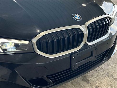 Used 2024 BMW 330e w/ Convenience Package image 29