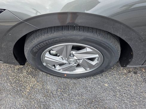 New 2026 Hyundai Elantra Sport FWD image 15