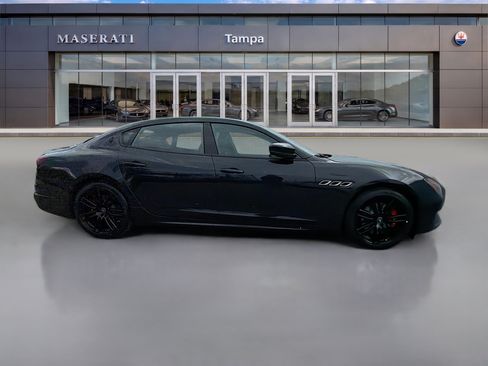 Used 2023 Maserati Quattroporte Modena RWD image 2