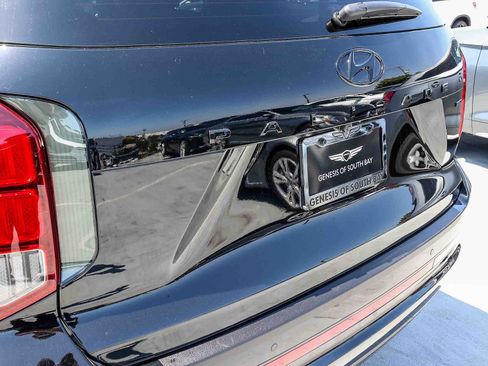 Used 2025 Hyundai Palisade Calligraphy AWD/4WD image 7