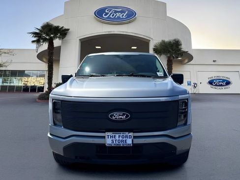 Certified 2024 Ford F150 Lightning Flash AWD/4WD image 3