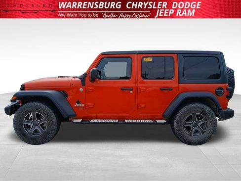 Used 2018 Jeep Wrangler Unlimited Sport S AWD/4WD image 7