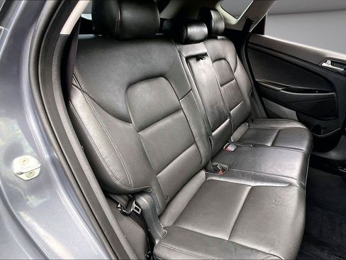 Used 2021 Hyundai Tucson Limited w/ Cargo Package FWD image 26