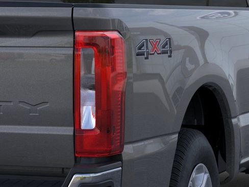 New 2026 Ford F350 XLT w/ Snow Plow/Camper Package AWD/4WD image 21