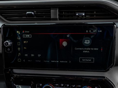 Used 2025 GMC Sierra 2500 AT4X image 24