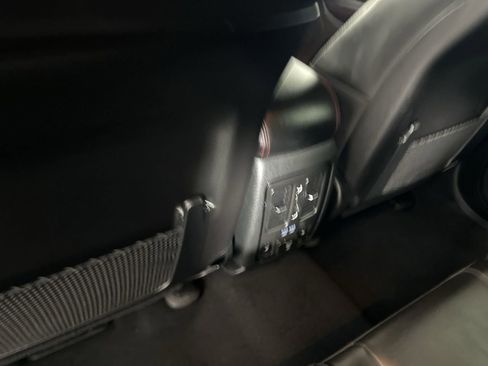 Used 2025 Dodge Durango GT image 29