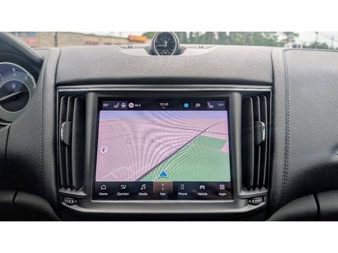 Used 2022 Maserati Levante GT image 26