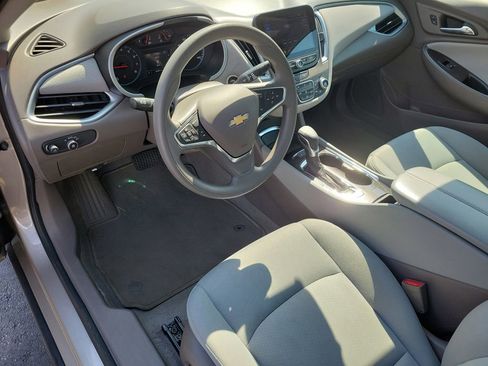 Used 2024 Chevrolet Malibu LT FWD image 18