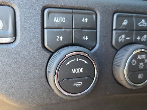 New 2026 Chevrolet Silverado 1500 High Country AWD/4WD image 33