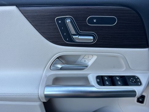 New 2026 Mercedes-Benz GLA 250 4MATIC image 11