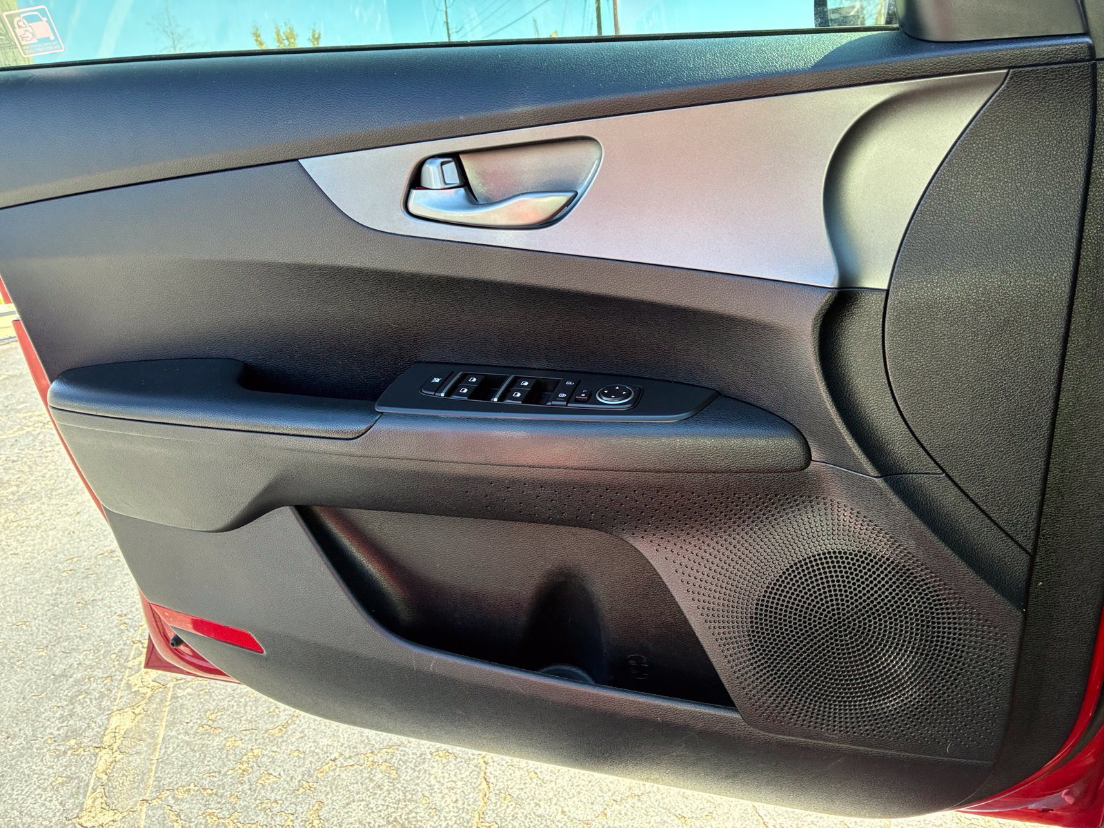 Used 2019 Kia Forte LXS FWD image 11