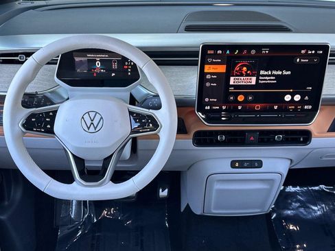 New 2025 Volkswagen ID. Buzz Pro S Plus image 13