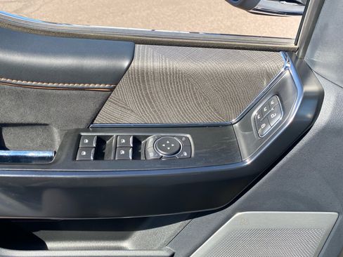 Used 2022 Ford F150 Platinum w/ Equipment Group 701A High image 16